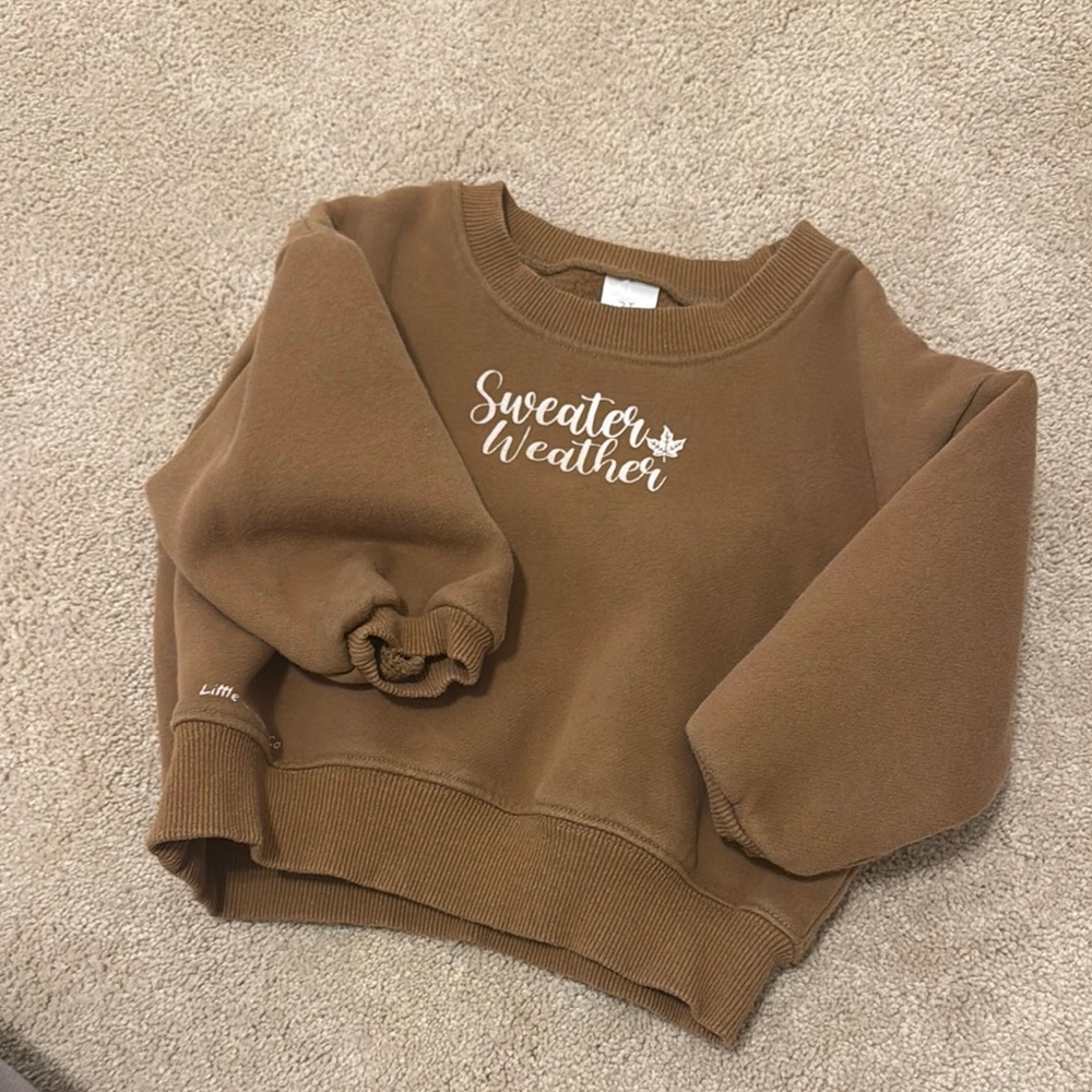Brown 'Sweater Weather' Sweatshirt